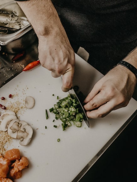 Cutting hot pepper